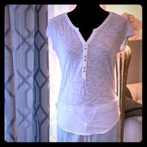 Lucky Brand T shirt light weight size small EUC